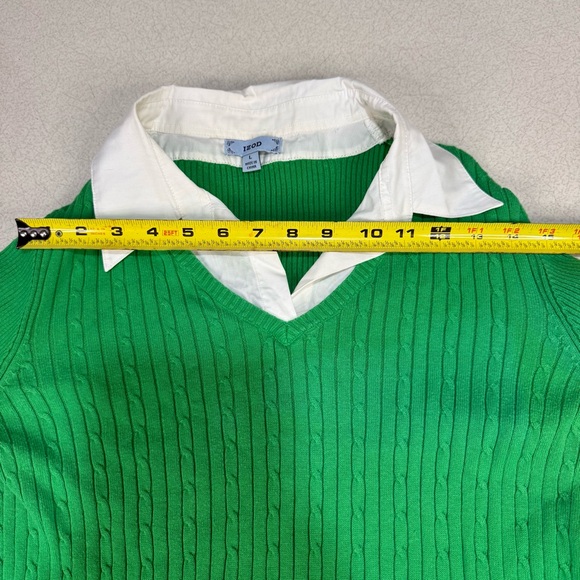 Izod Vibrant Green V-Neck Sweater for Women - Picture 4 of 10
